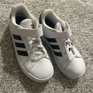 Boys Adidas White and Black Sneakers sz 13 NWOT